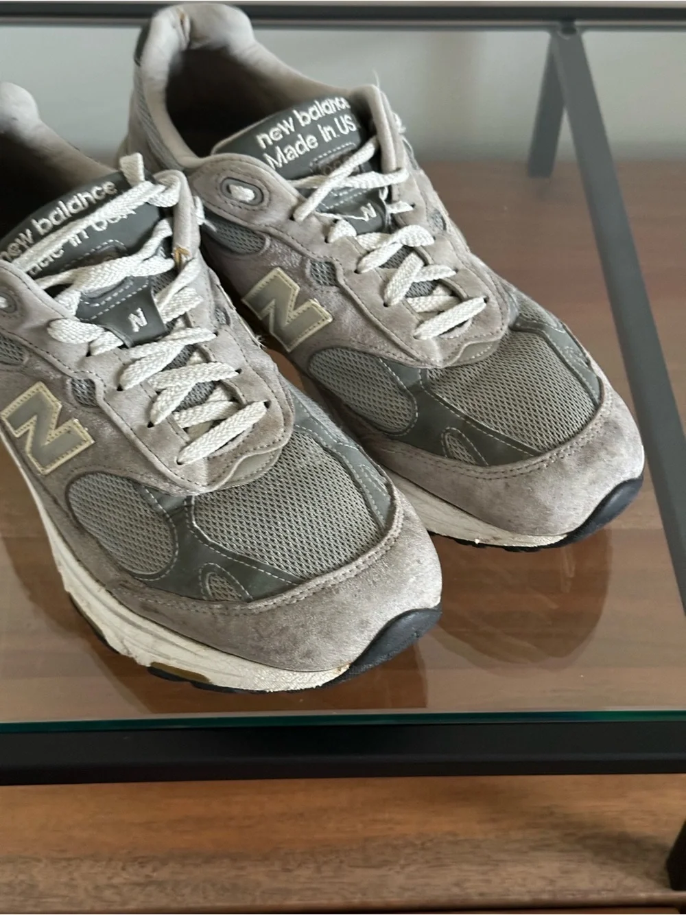 New Balance 993 Mne's Size 10 Gray White Sneakers Trainers Made In USA
